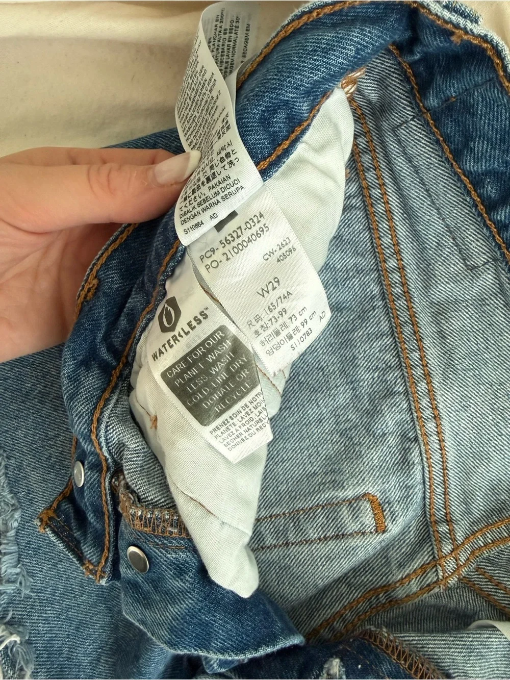 Levi’s 501 Original High Rise Distressed Cutoff Denim Shorts Medium Wash W29